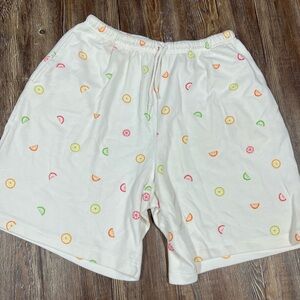 Vintage 90s Brekenridge white fruit print shorts